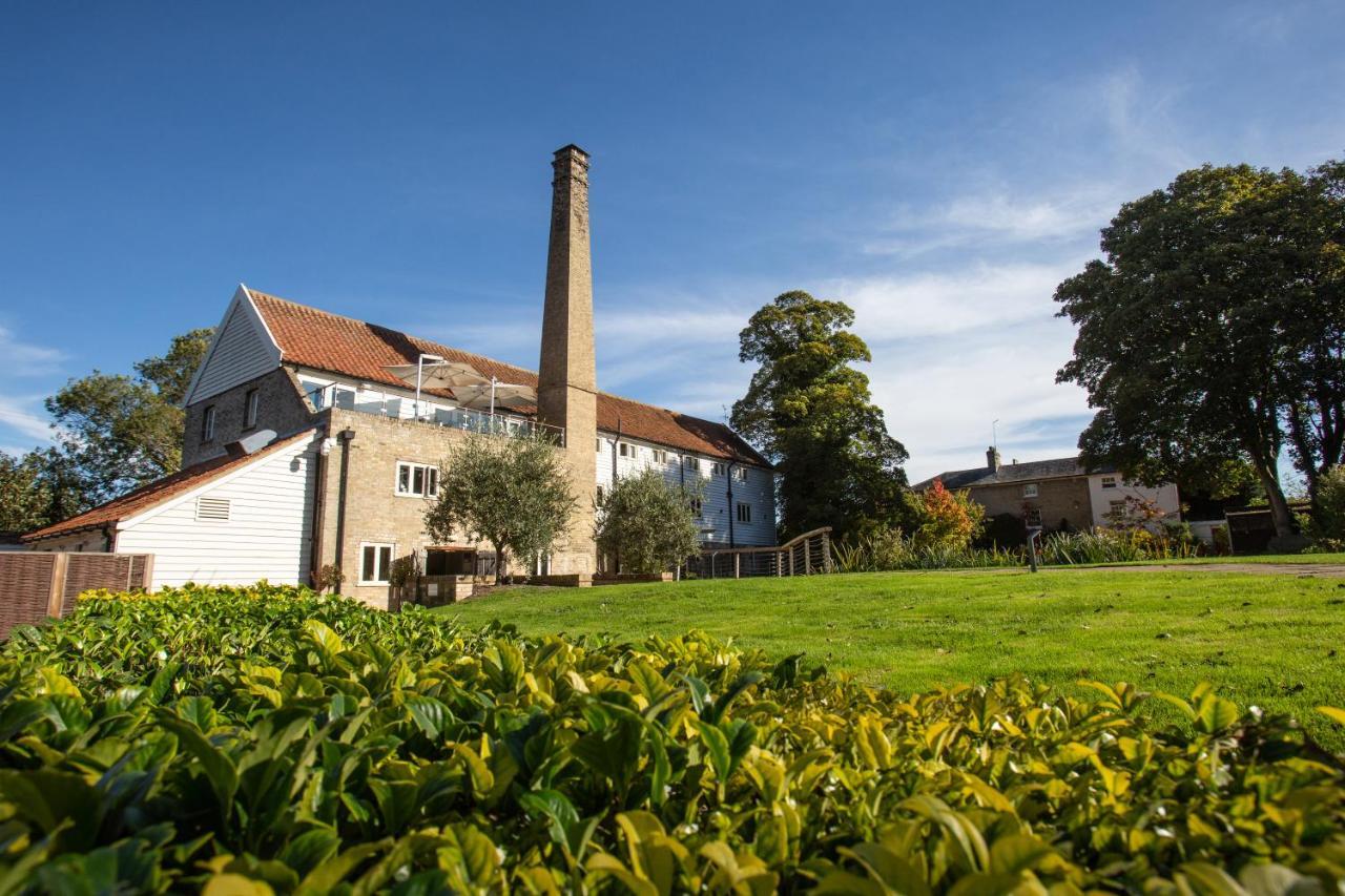 Tuddenham Mill Luxury Hotel Exterior photo